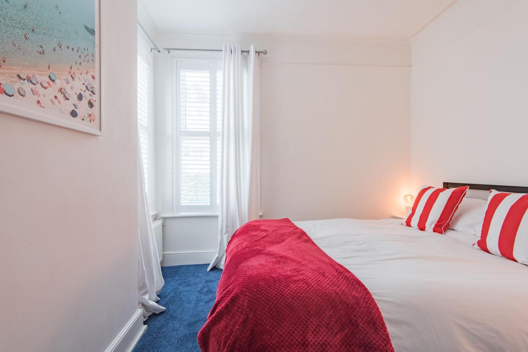 Southbeach By Bloom Stays Hythe  Bagian luar foto